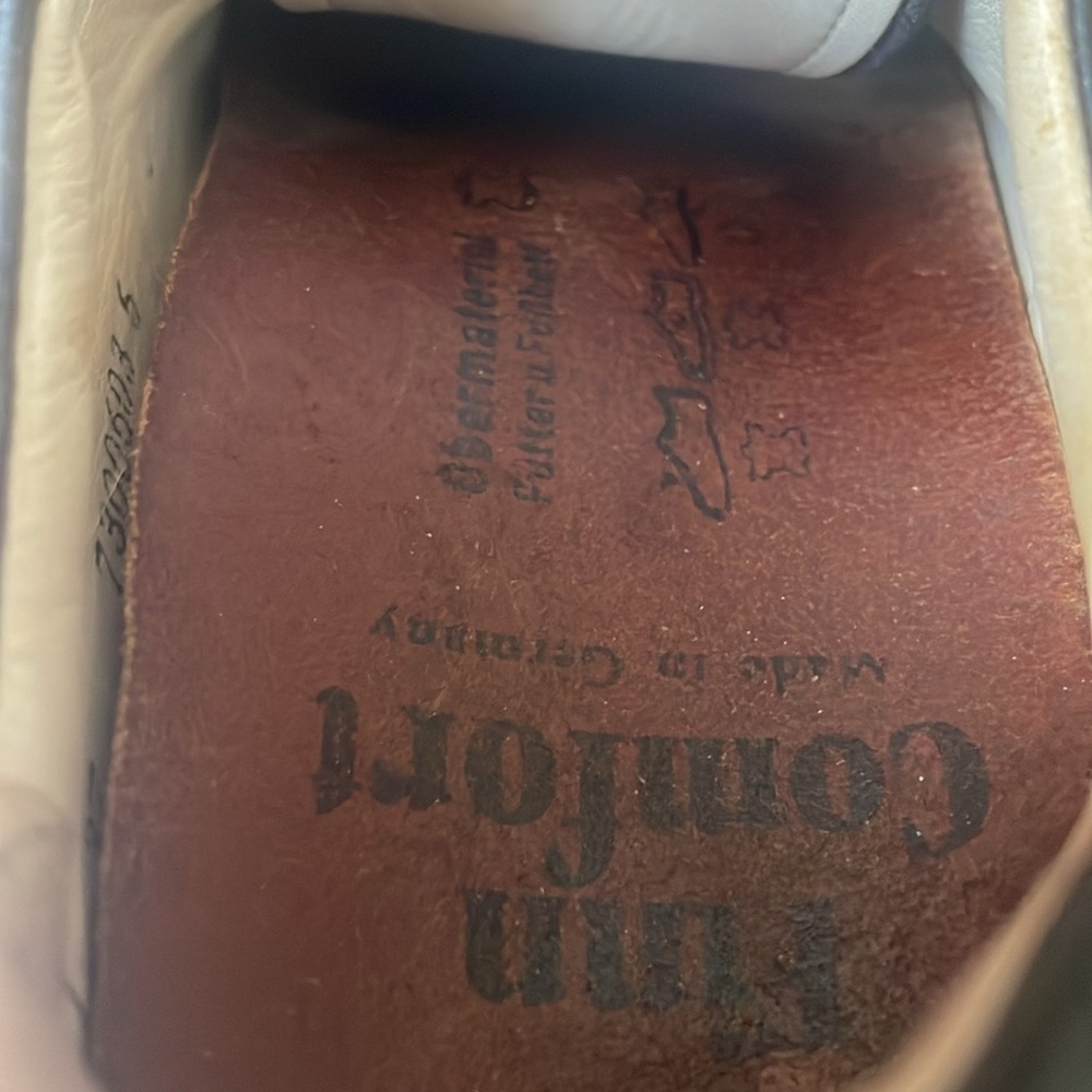 Finn Comfort Ikebukuro Sneaker Made in Germany
Brown Size 37 - Picture 12 of 13